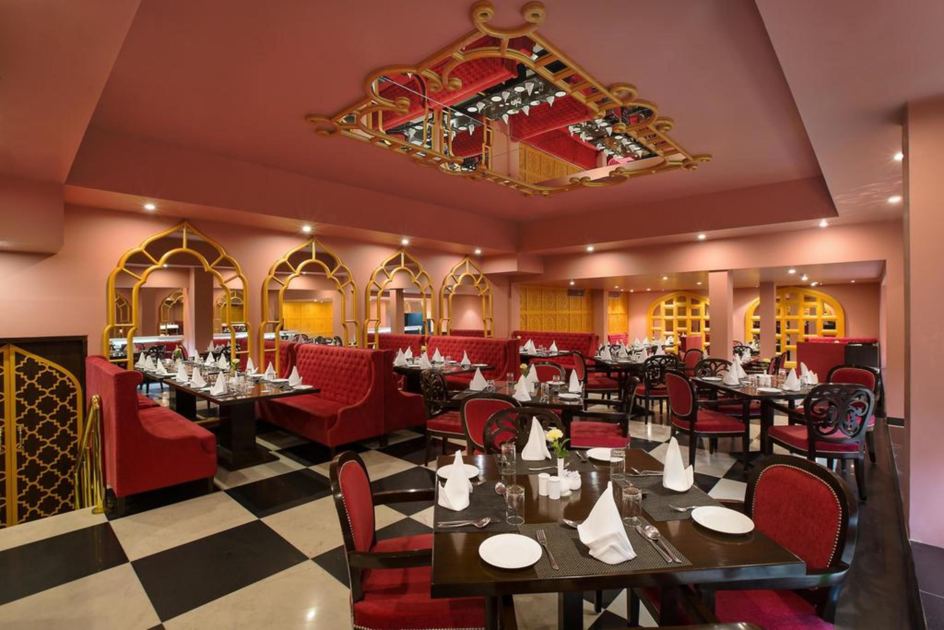 Hotel Clarks Shiraz Agra  Εξωτερικό φωτογραφία