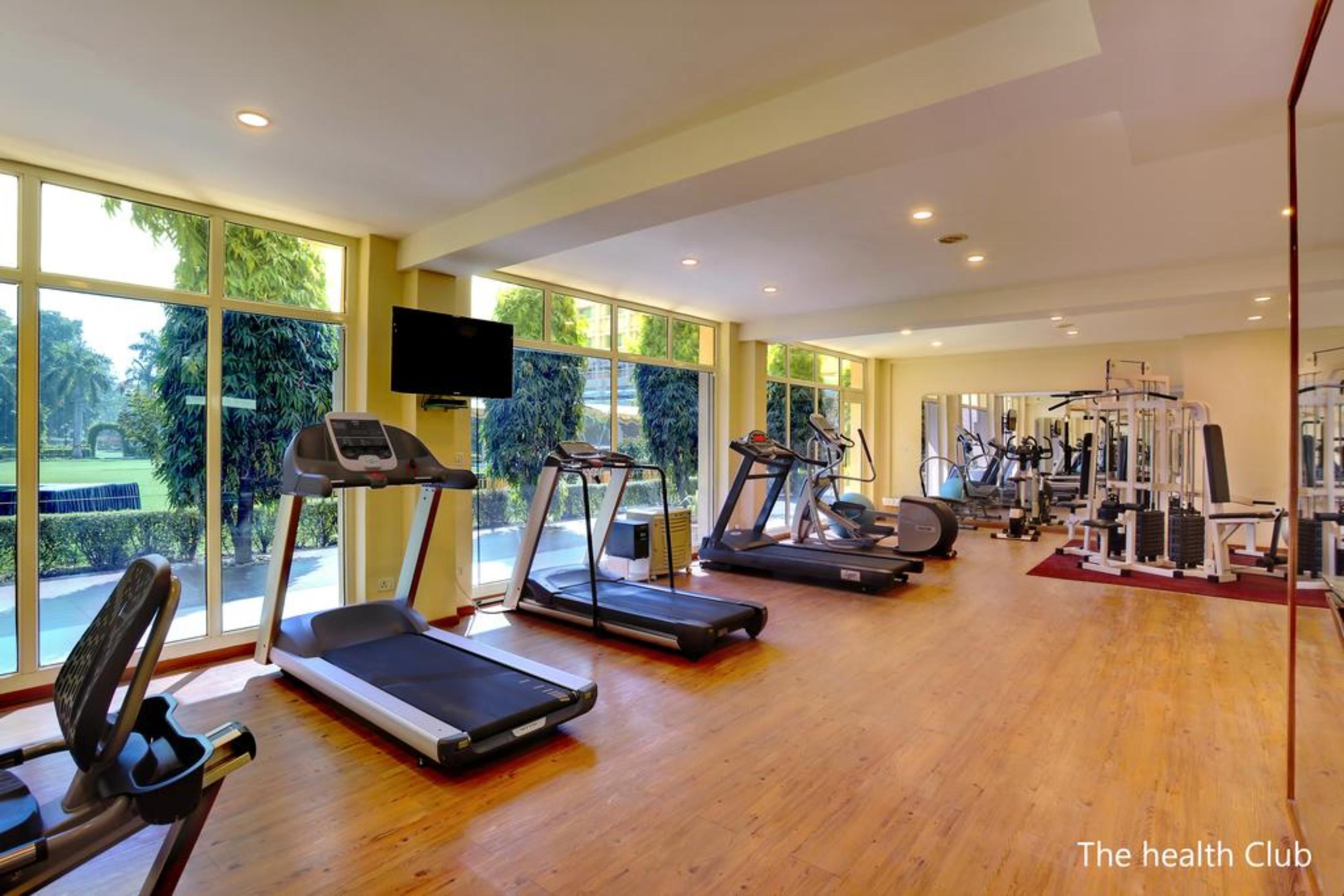 Hotel Clarks Shiraz Agra  Εξωτερικό φωτογραφία