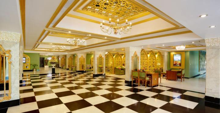 Hotel Clarks Shiraz Agra  Εξωτερικό φωτογραφία